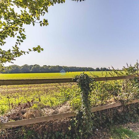 Chestnut Cottage - Stunning Countryside Views! Parking, 4 Bed, 3 Bathrooms White Waltham Экстерьер фото