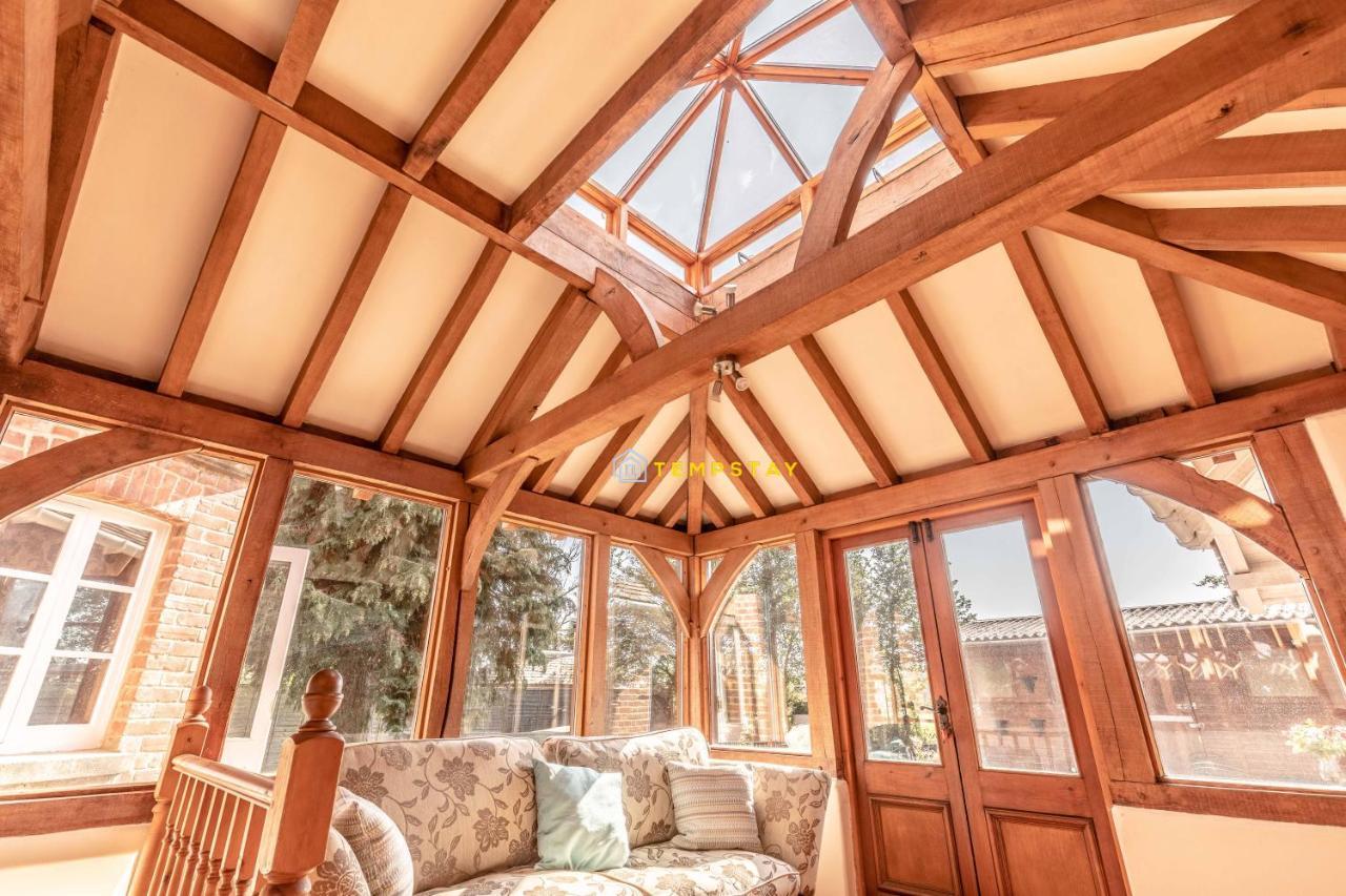 Chestnut Cottage - Stunning Countryside Views! Parking, 4 Bed, 3 Bathrooms White Waltham Экстерьер фото
