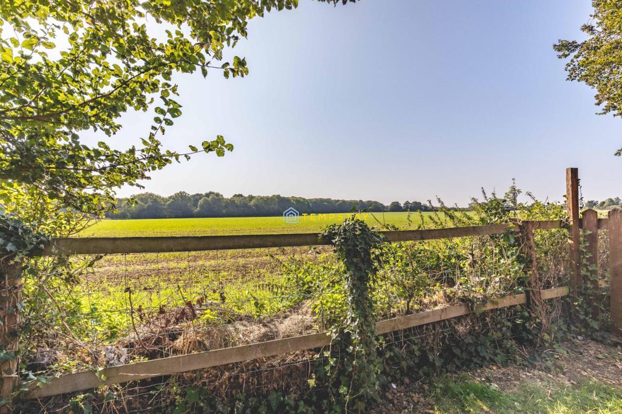 Chestnut Cottage - Stunning Countryside Views! Parking, 4 Bed, 3 Bathrooms White Waltham Экстерьер фото